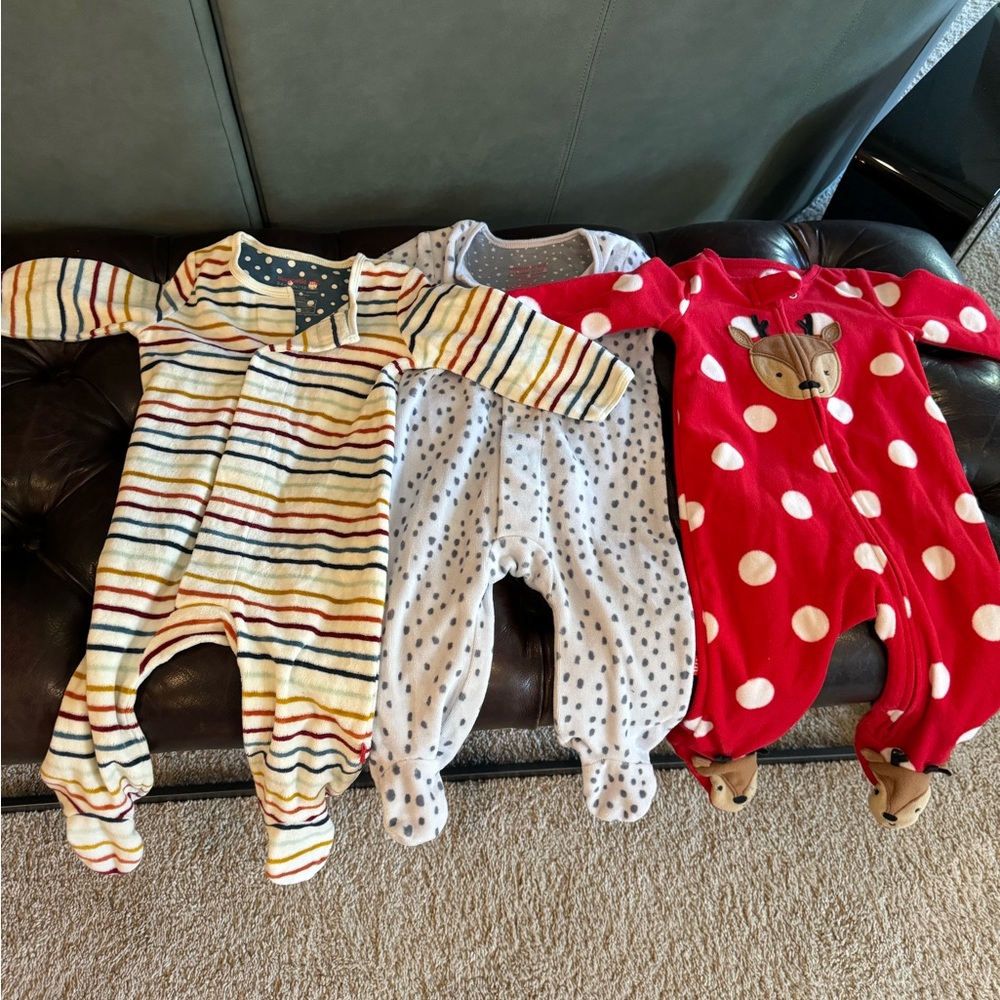 Magnetic Me Bundle 3-6 months velour pyjamas